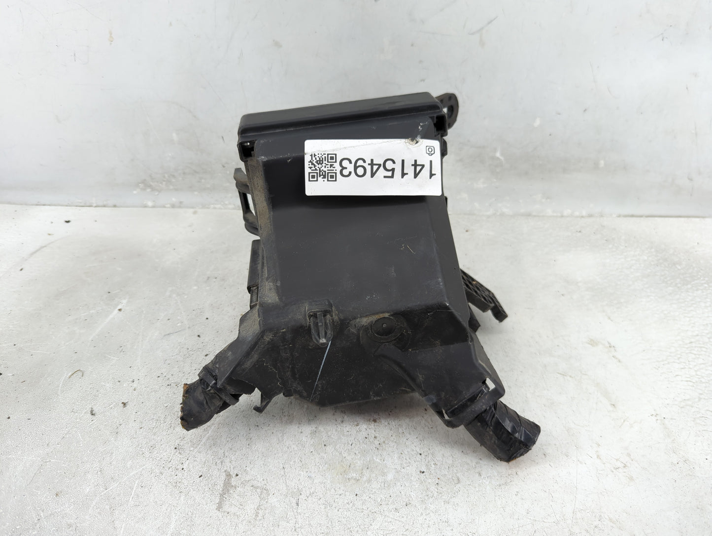 2018-2020 Ford Ecosport Fusebox Fuse Box Panel Relay Module P/N:GN15-12A581-CJG Fits Fits 2018 2019 2020 OEM Used Auto Parts