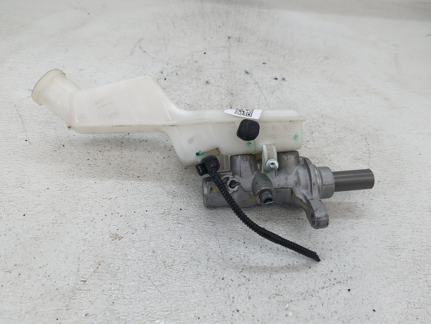 2018-2022 Ford Ecosport Brake Master Cylinder 1422980 - Oemusedautoparts1.com