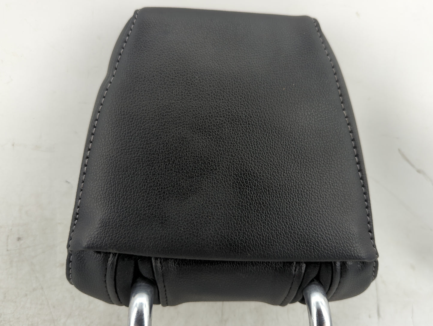 2018-2022 Ford Ecosport Headrest Head Rest Front Driver Passenger Seat Fits Fits 2018 2019 2020 2021 2022 OEM Used Auto Part