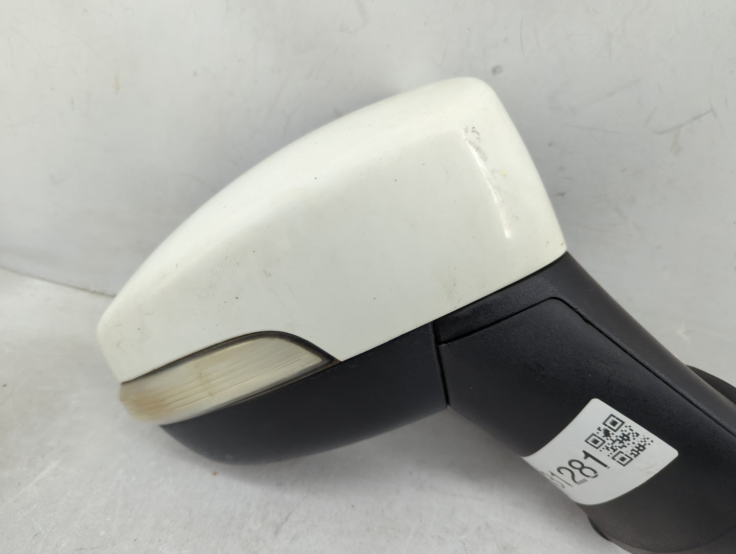 2018-2022 Ford Ecosport Passenger Side View Mirror - Right Door Mirror OEM Used - Oemusedautoparts1.com