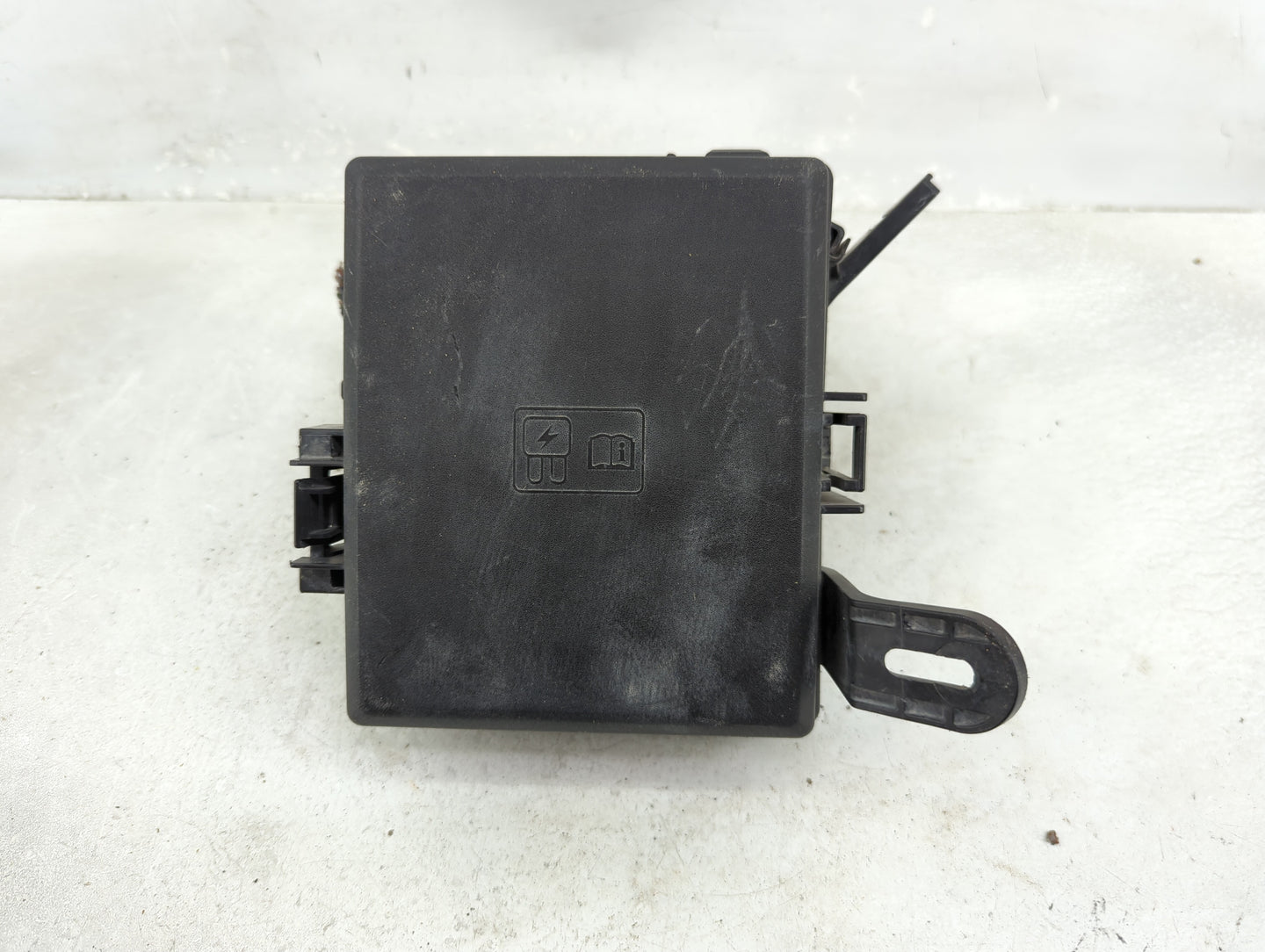 2018-2020 Ford Ecosport Fusebox Fuse Box Panel Relay Module Fits Fits 2018 2019 2020 OEM Used Auto Parts - Oemusedautoparts1
