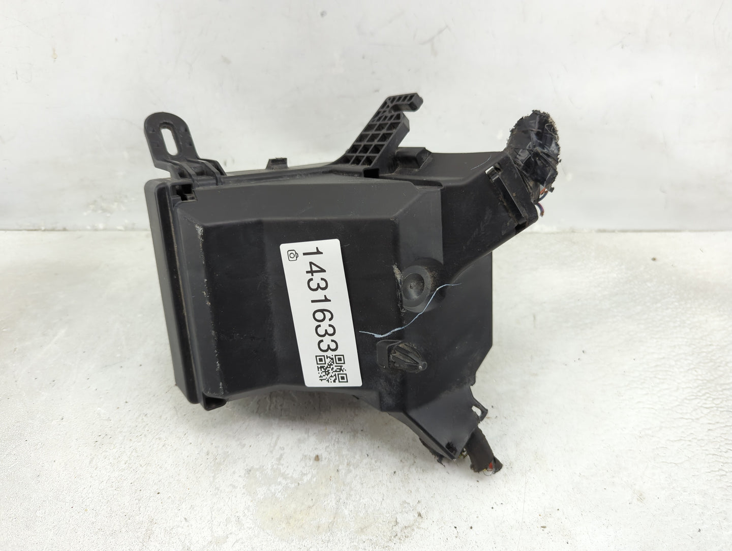 2018-2020 Ford Ecosport Fusebox Fuse Box Panel Relay Module Fits Fits 2018 2019 2020 OEM Used Auto Parts - Oemusedautoparts1