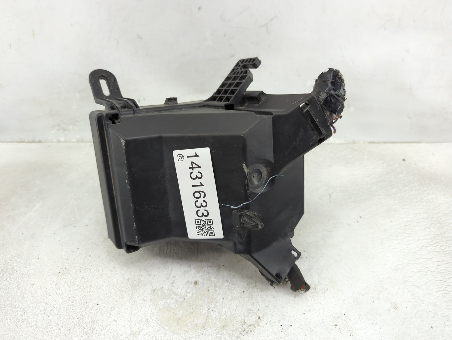 2018-2020 Ford Ecosport Fusebox Fuse Box Panel Relay Module Fits Fits 2018 2019 2020 OEM Used Auto Parts - Oemusedautoparts1