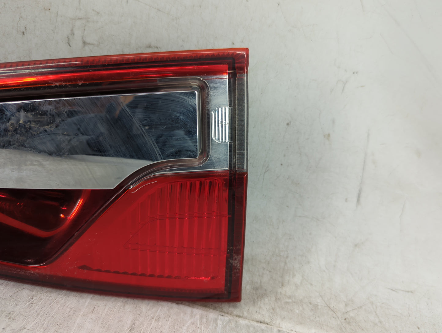 Ford Ecosport Driver Left Side Deck Lid Mounted Tail Light Red - Oemusedautoparts1.com