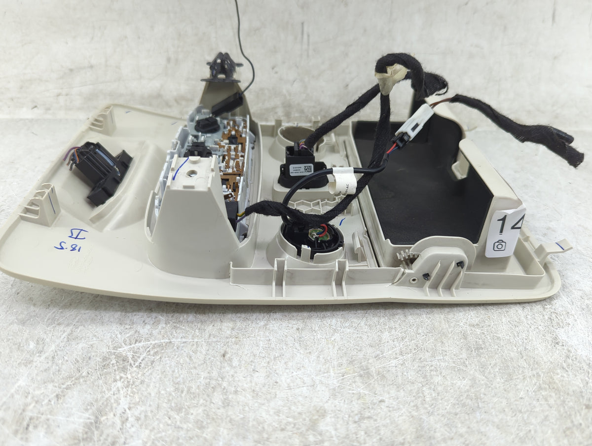 2018 Ford Ecosport Overhead Roof Console 1437805 - Oemusedautoparts1.com