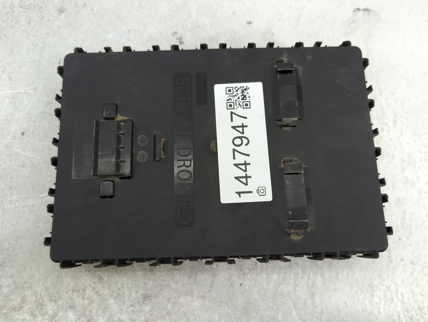 2018-2022 Ford Ecosport Body Control Module Bcm Inner Cabin Fuse Box - Oemusedautoparts1.com