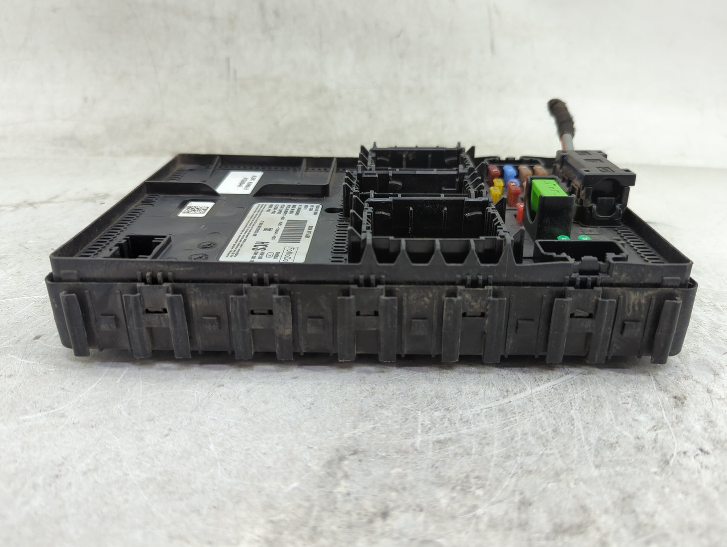 2018-2022 Ford Ecosport Body Control Module Bcm Inner Cabin Fuse Box - Oemusedautoparts1.com