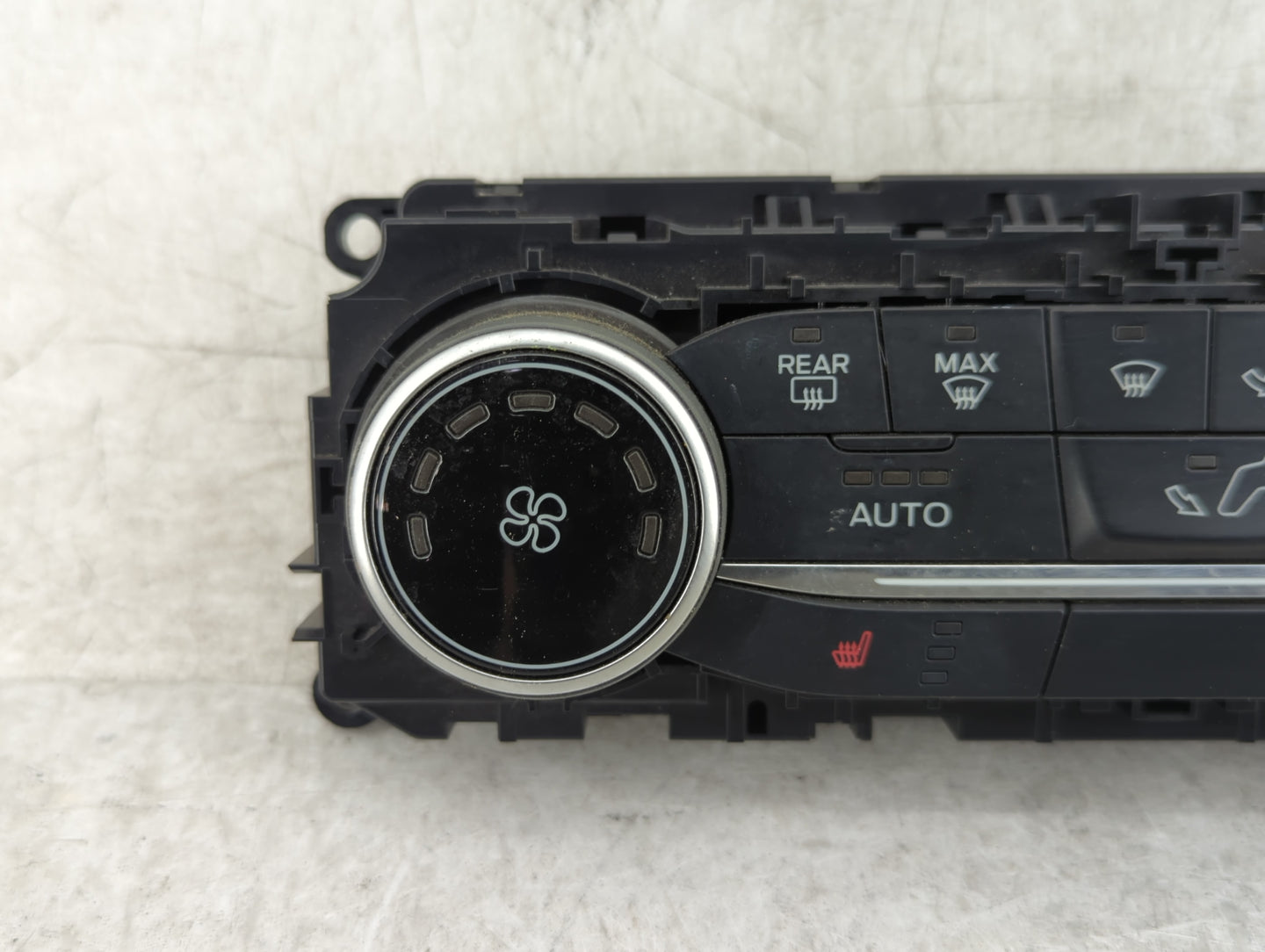 2018-2020 Ford Ecosport Climate Control Module Temperature AC/Heater Replacement P/N:GN15-18C612-CF Fits Fits 2018 2019 2020