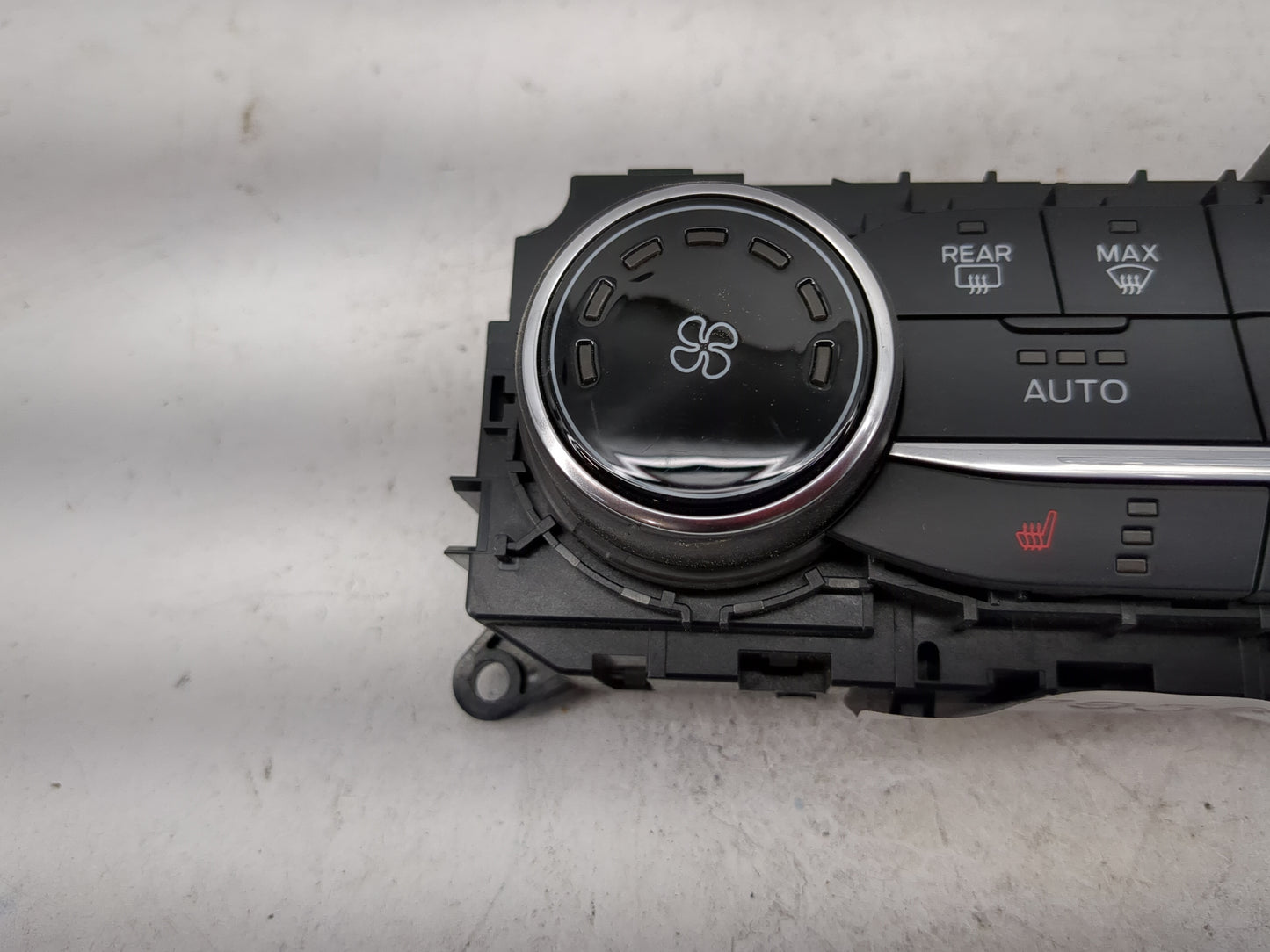2018-2020 Ford Ecosport Climate Control Module Temperature AC/Heater Replacement P/N:GN15-18C612-CH Fits Fits 2018 2019 2020