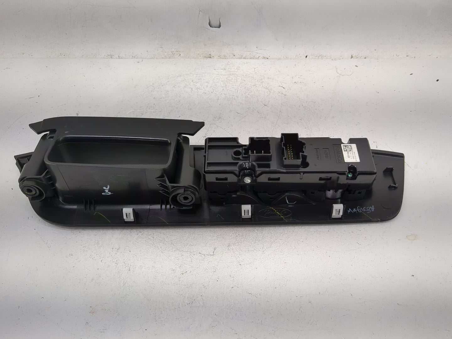 2018-2022 Ford Ecosport Master Power Window Switch Replacement Driver Side Left P/N:GN15-14A132-MA Fits OEM Used Auto Parts 