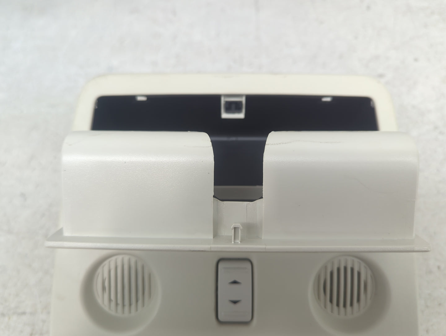 2018 Ford Ecosport Overhead Console W/rear Climate Control Tan - Oemusedautoparts1.com