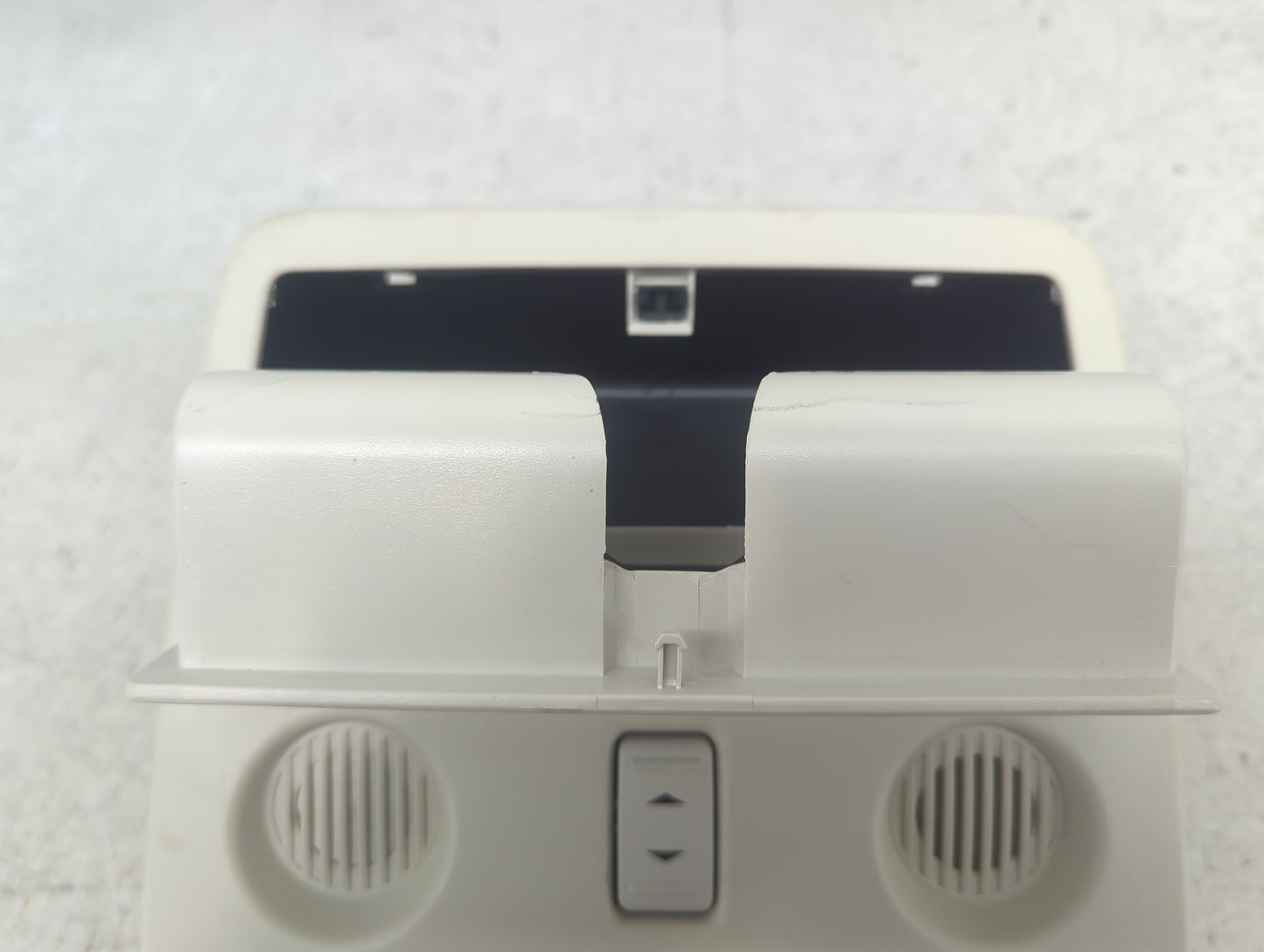 2018 Ford Ecosport Overhead Console W/rear Climate Control Tan - Oemusedautoparts1.com