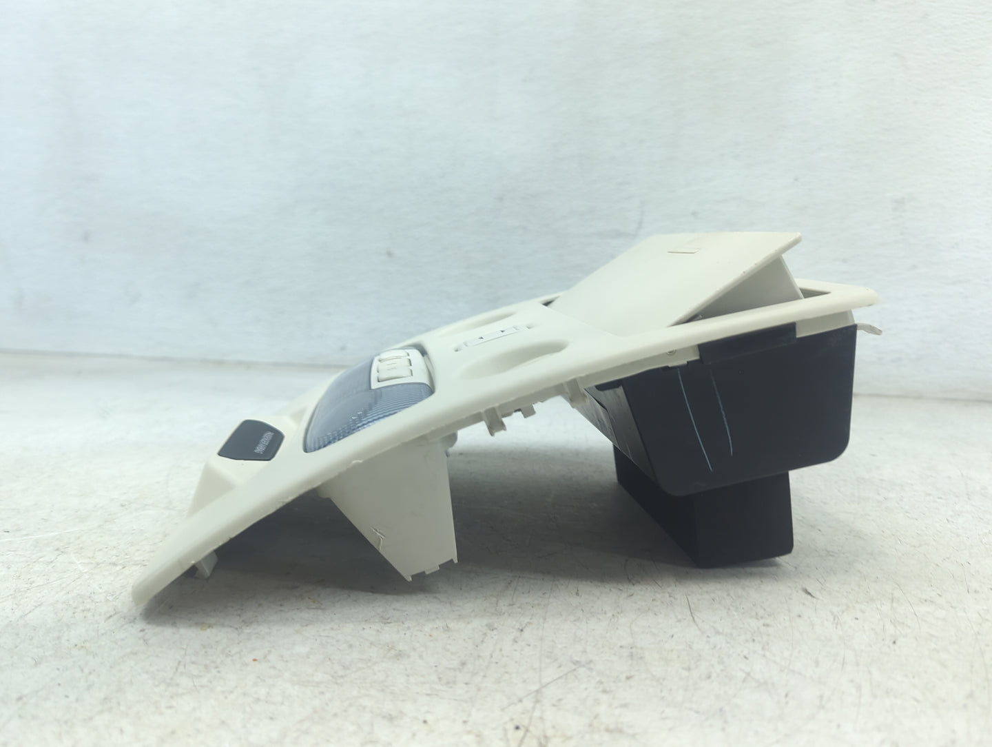 2018 Ford Ecosport Overhead Console W/rear Climate Control Tan - Oemusedautoparts1.com