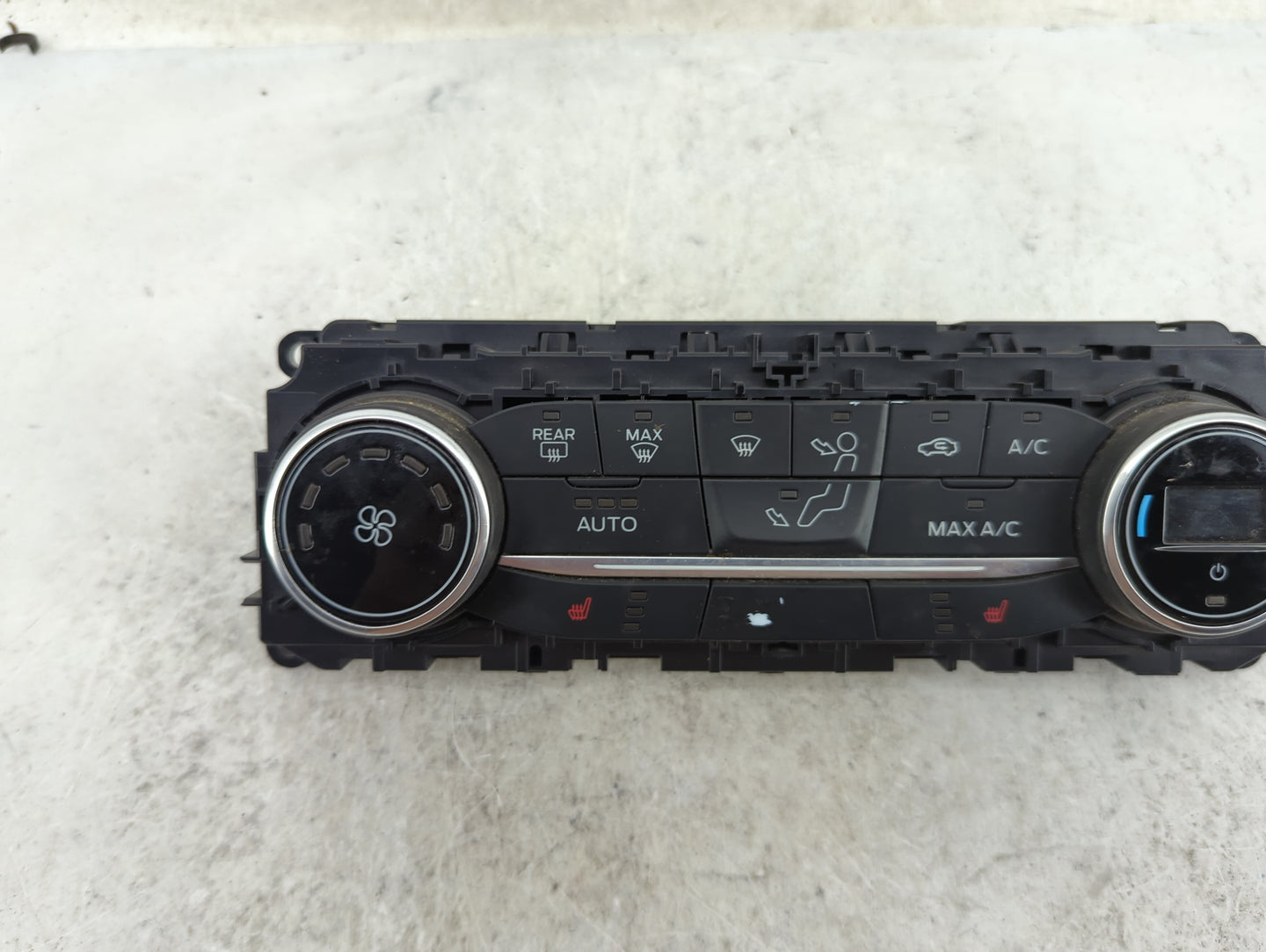 2018-2020 Ford Ecosport Climate Control Module Temperature AC/Heater Replacement P/N:GN15-18C612-CH Fits Fits 2018 2019 2020
