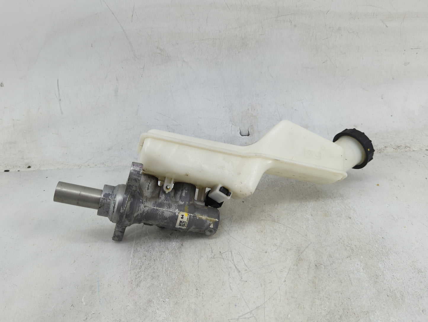 2018-2022 Ford Ecosport Brake Master Cylinder 1489095 - Oemusedautoparts1.com