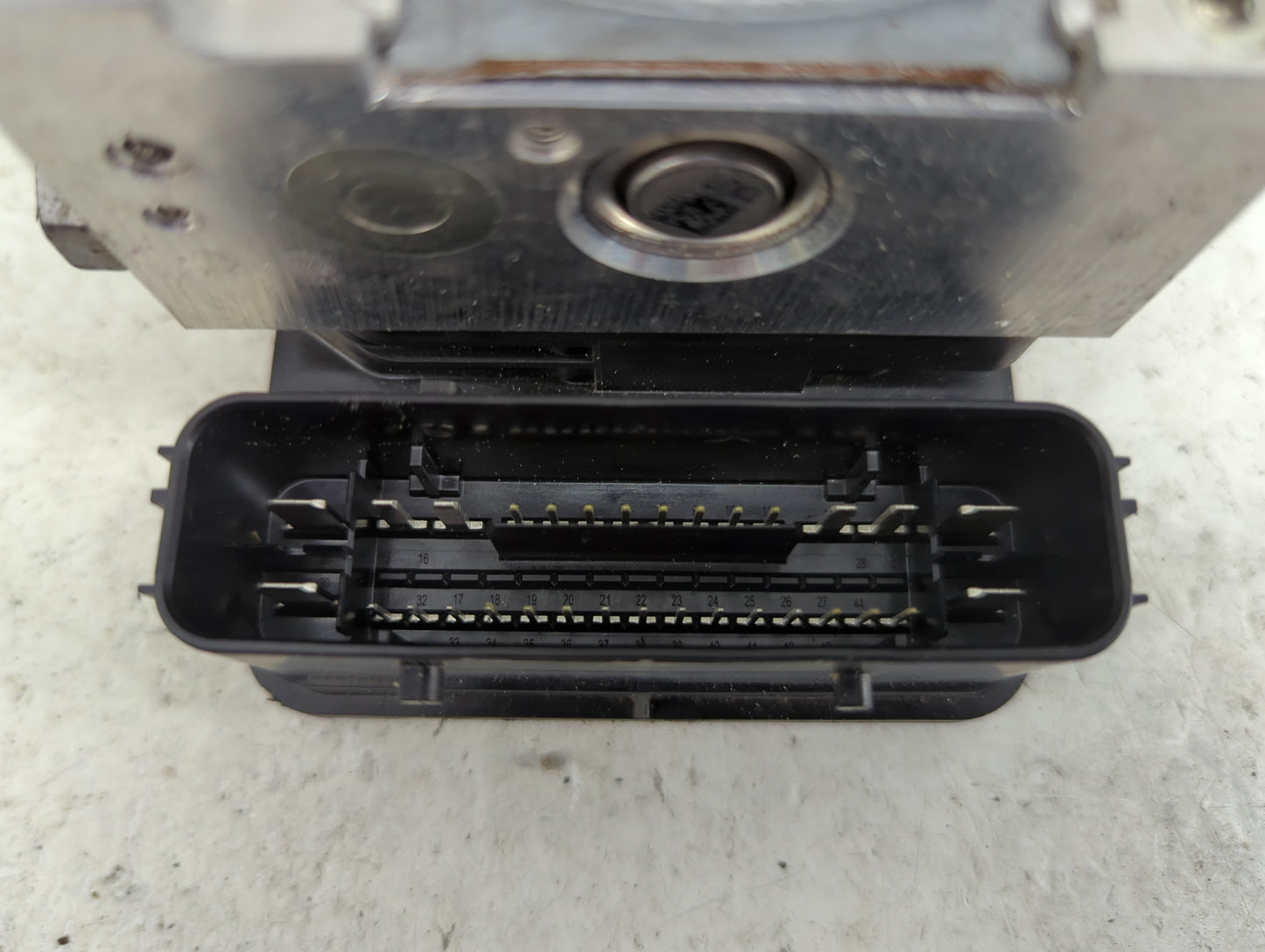 2018-2020 Ford Ecosport ABS Pump Control Module Replacement P/N:GN15-2B373-CC GN15-2C219-CD Fits Fits 2018 2019 2020 OEM Use