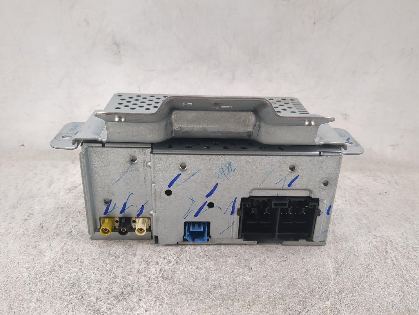 2018-2019 Ford Ecosport Radio AM FM Cd Player Receiver Replacement P/N:J2BT-19C107-HL J2HCZ000FWB, AHU001 Fits Fits 2018 201