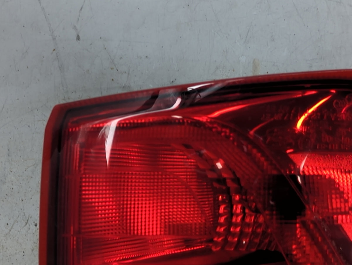 2018-2022 Ford Ecosport Tail Light Assembly Driver Left OEM P/N:GN15-13405-CD Fits Fits 2018 2019 2020 2021 2022 OEM Used Au