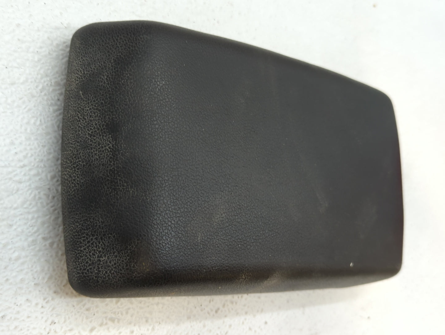 2018 Ford Ecosport Center Console Armrest Cover Lid - Oemusedautoparts1.com