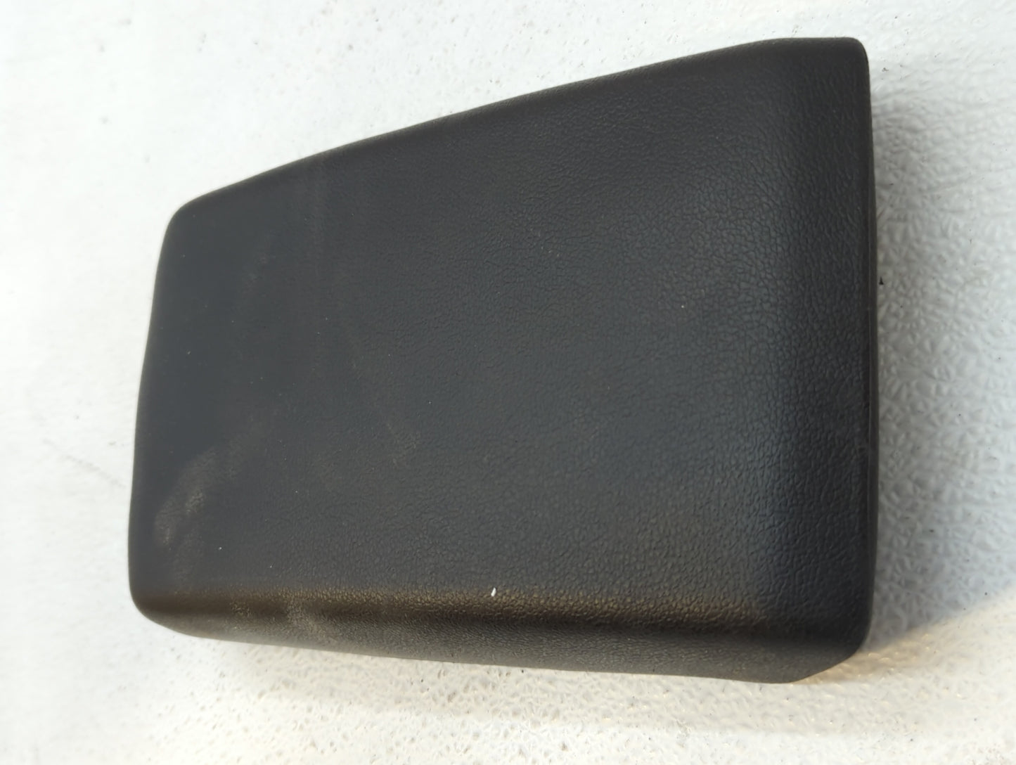 2018 Ford Ecosport Center Console Armrest Cover Lid - Oemusedautoparts1.com