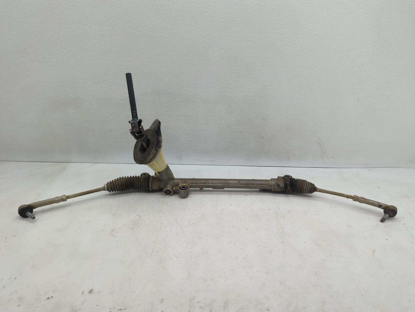 2018 Ford Ecosport Rack and Pinion Steering Gear P/N:MH31L111CC Fits OEM Used Auto Parts - Oemusedautoparts1.com