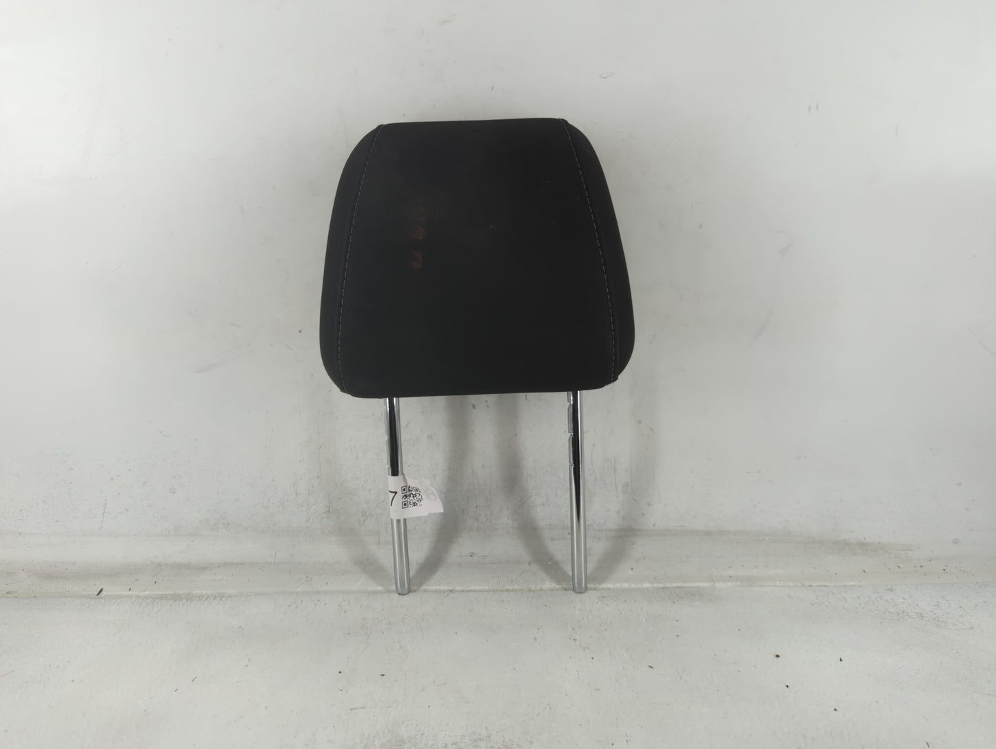 2018-2022 Ford Ecosport Headrest Head Rest Front Driver Passenger Seat Fits Fits 2018 2019 2020 2021 2022 OEM Used Auto Part