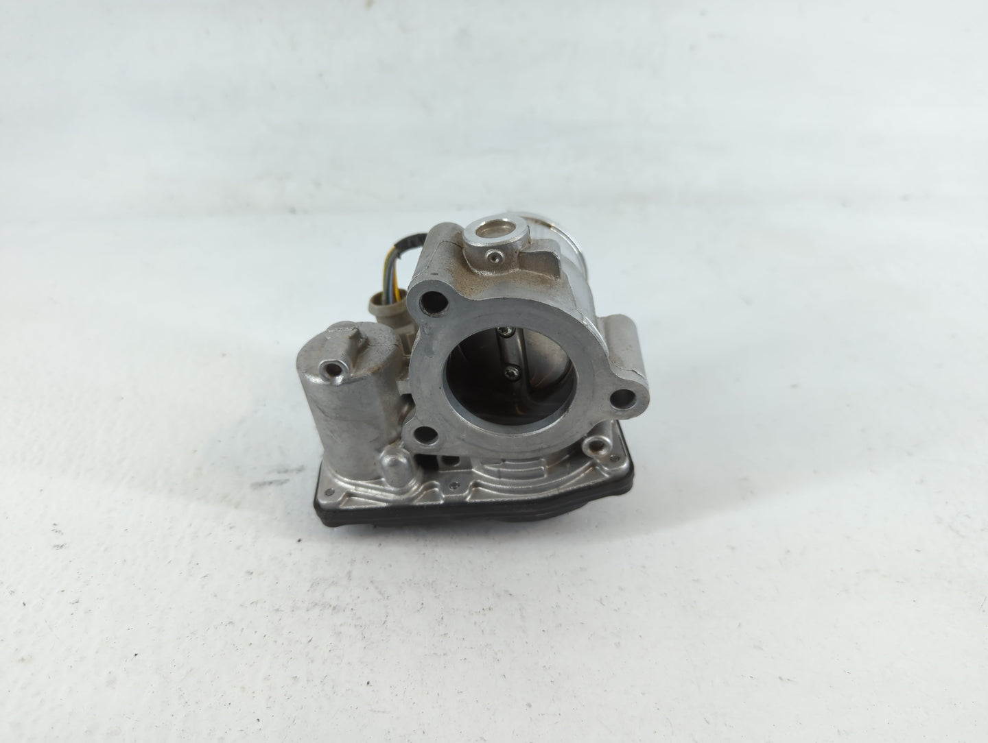 2018-2021 Ford Ecosport Throttle Body P/N:CM5G-9F991-GA B17 213 0773 Fits Fits 2018 2019 2020 2021 OEM Used Auto Parts - Oem