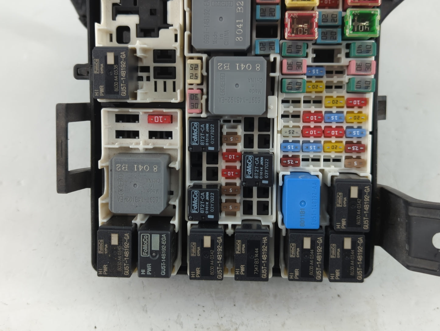 2018-2020 Ford Ecosport Fusebox Fuse Box Panel Relay Module P/N:GN15-12A581-CJF Fits Fits 2018 2019 2020 OEM Used Auto Parts
