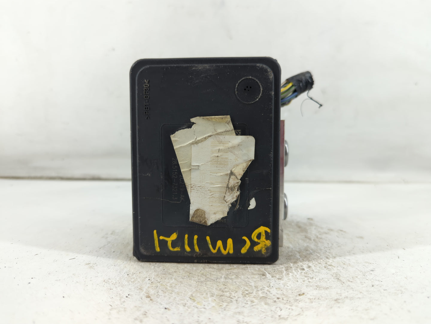 2015-2018 Ford Edge ABS Pump Control Module Replacement P/N:F2GC-2C405-AK Fits Fits 2015 2016 2017 2018 OEM Used Auto Parts 