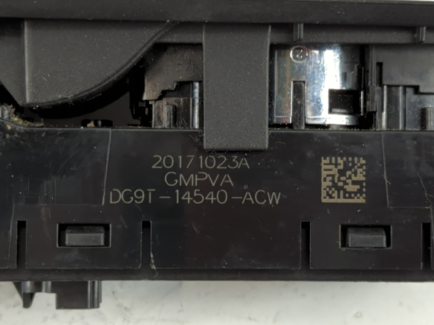 2015-2020 Ford Edge Master Power Window Switch Replacement Driver Side Left P/N:20171023A GT4T-14540-BAW Fits OEM Used Auto 