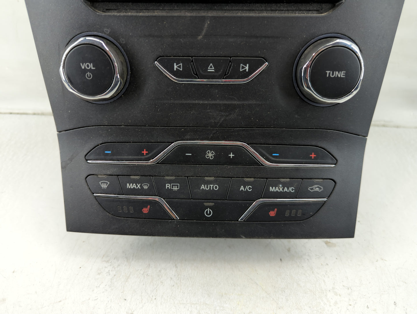 2015-2018 Ford Edge Radio AM FM Cd Player Receiver Replacement P/N:FT4T-18E245-BG Fits Fits 2015 2016 2017 2018 OEM Used Aut