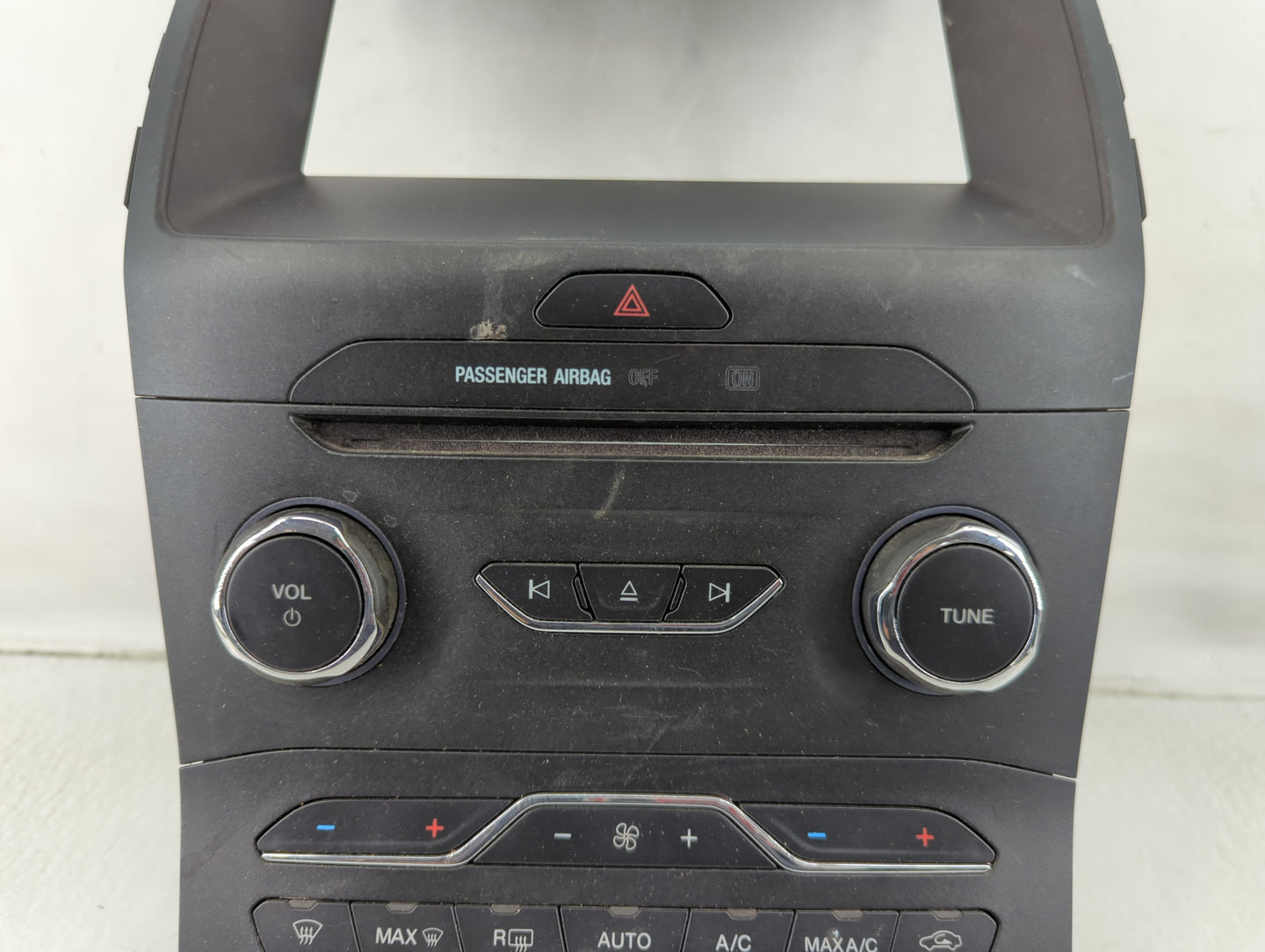 2015-2018 Ford Edge Radio AM FM Cd Player Receiver Replacement P/N:FT4T-18E245-BG Fits Fits 2015 2016 2017 2018 OEM Used Aut