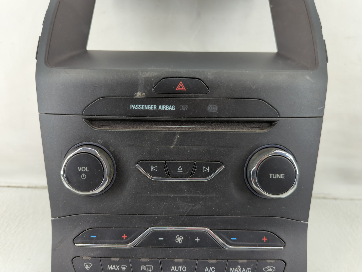 2015-2018 Ford Edge Radio AM FM Cd Player Receiver Replacement P/N:FT4T-18E245-BG Fits Fits 2015 2016 2017 2018 OEM Used Aut