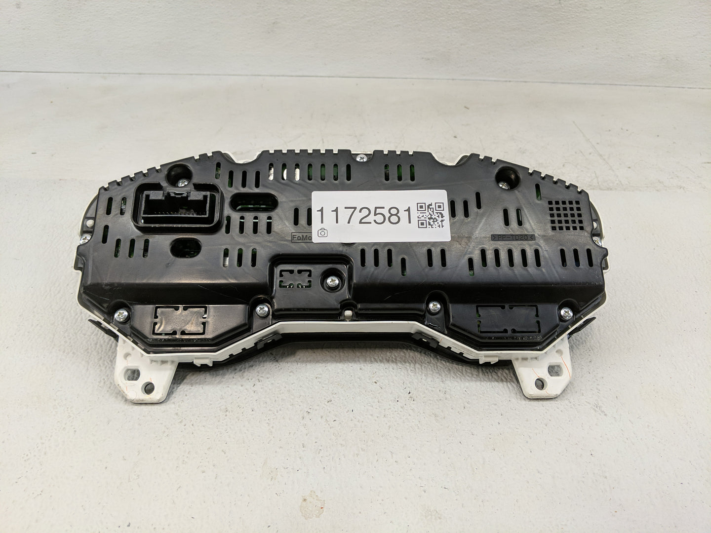 2016-2018 Ford Edge Instrument Cluster Speedometer Gauges P/N:GT4T-10849-CC FT4T-10890-CA Fits Fits 2016 2017 2018 OEM Used 