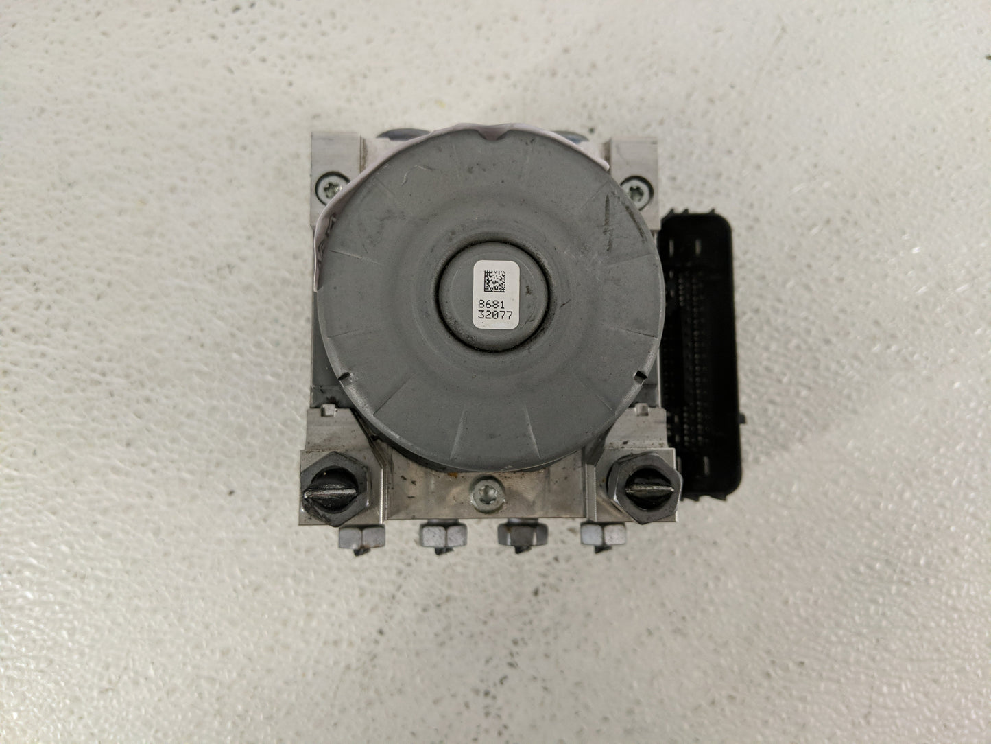 2015-2018 Ford Edge ABS Pump Control Module Replacement P/N:F2GC-2C405-AK Fits Fits 2015 2016 2017 2018 OEM Used Auto Parts 
