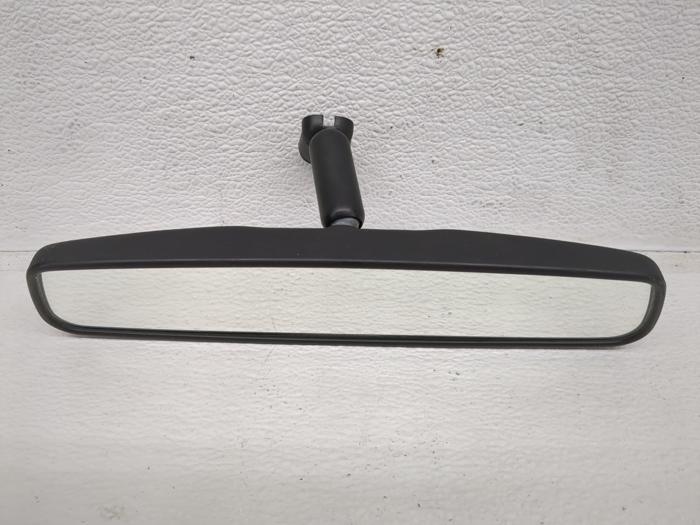 2007-2020 Ford Edge Interior Rear View Mirror Replacement OEM P/N:E8011088 Fits OEM Used Auto Parts - Oemusedautoparts1.com