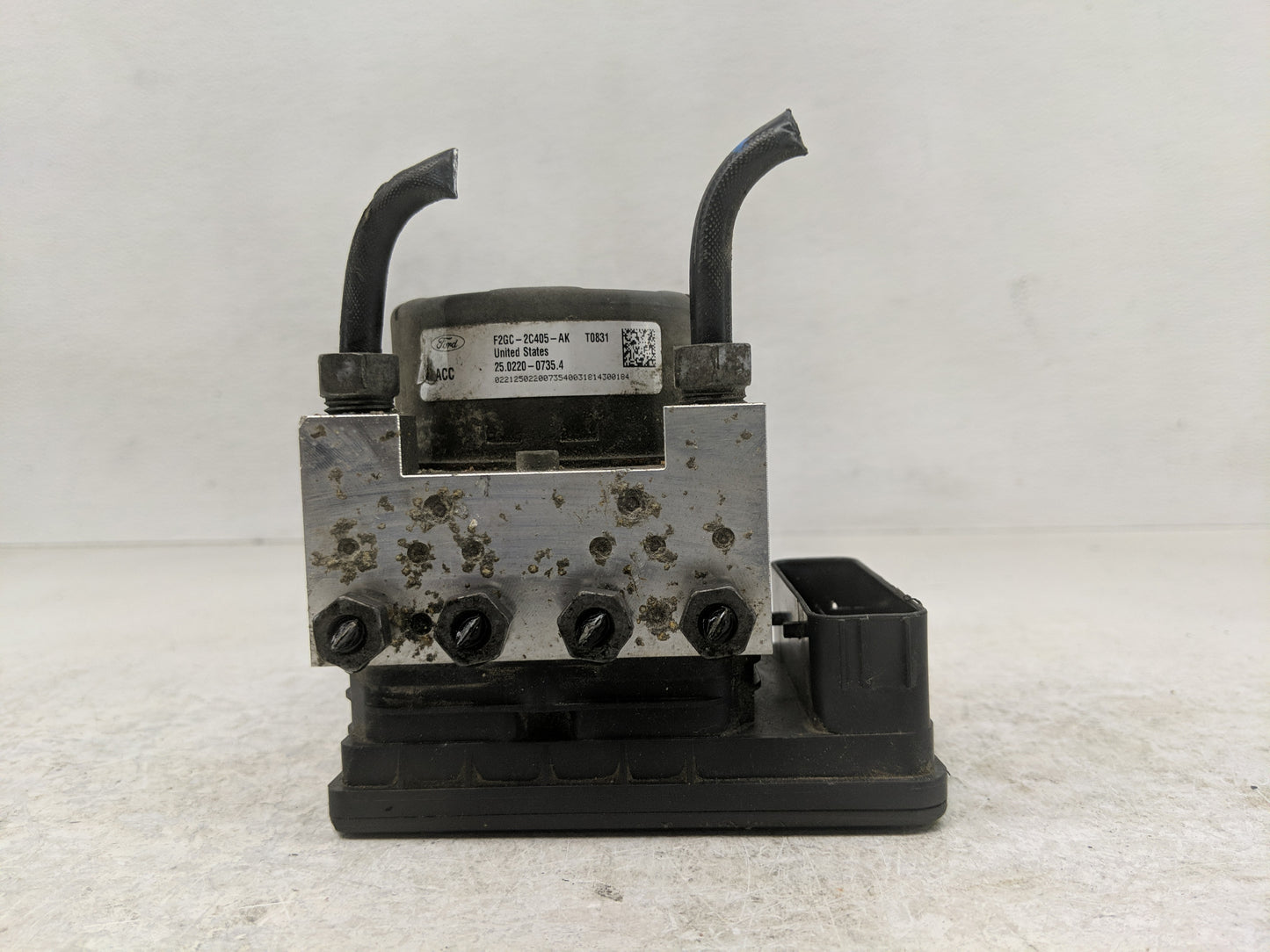 2015-2018 Ford Edge ABS Pump Control Module Replacement P/N:F2GC-2C405-BG Fits Fits 2015 2016 2017 2018 OEM Used Auto Parts 