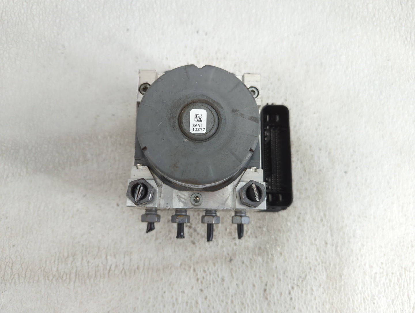 2015-2018 Ford Edge ABS Pump Control Module Replacement P/N:F2GC-2C405-AK Fits Fits 2015 2016 2017 2018 OEM Used Auto Parts 