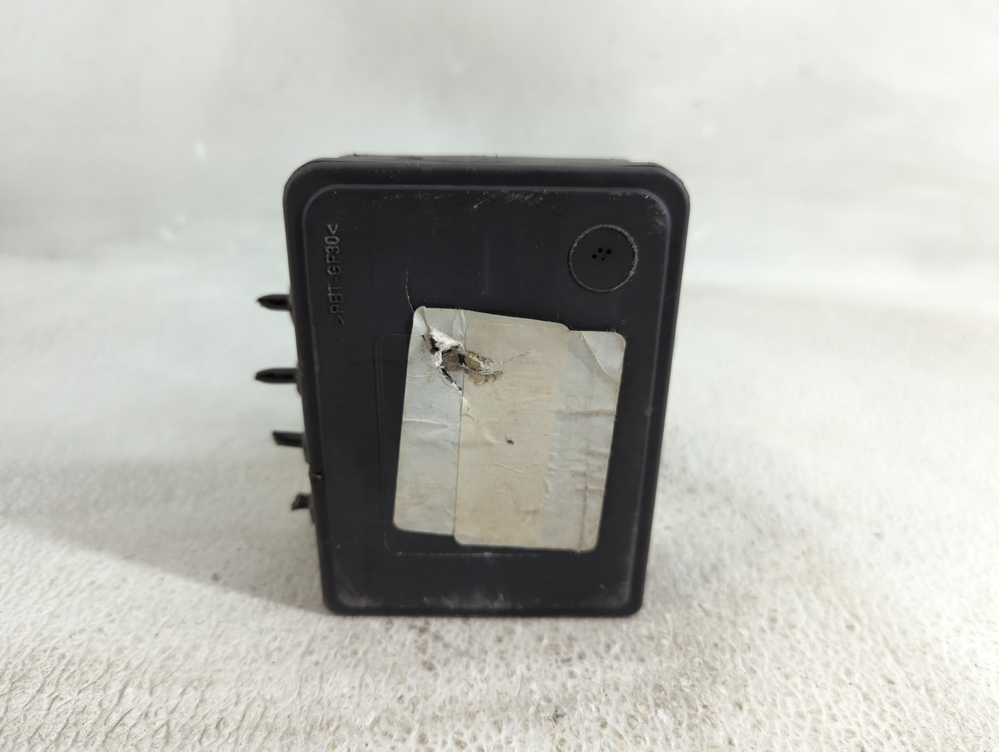 2015-2018 Ford Edge ABS Pump Control Module Replacement P/N:F2GC-2C405-AK Fits Fits 2015 2016 2017 2018 OEM Used Auto Parts 