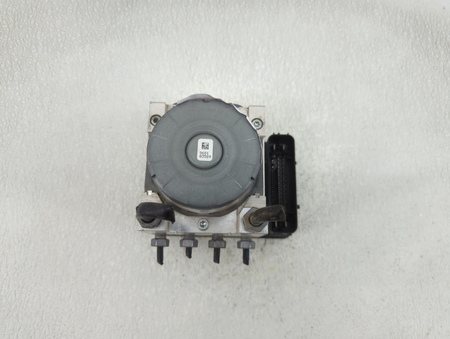 2015-2018 Ford Edge ABS Pump Control Module Replacement P/N:F2GC-2C405-AK Fits Fits 2015 2016 2017 2018 OEM Used Auto Parts 