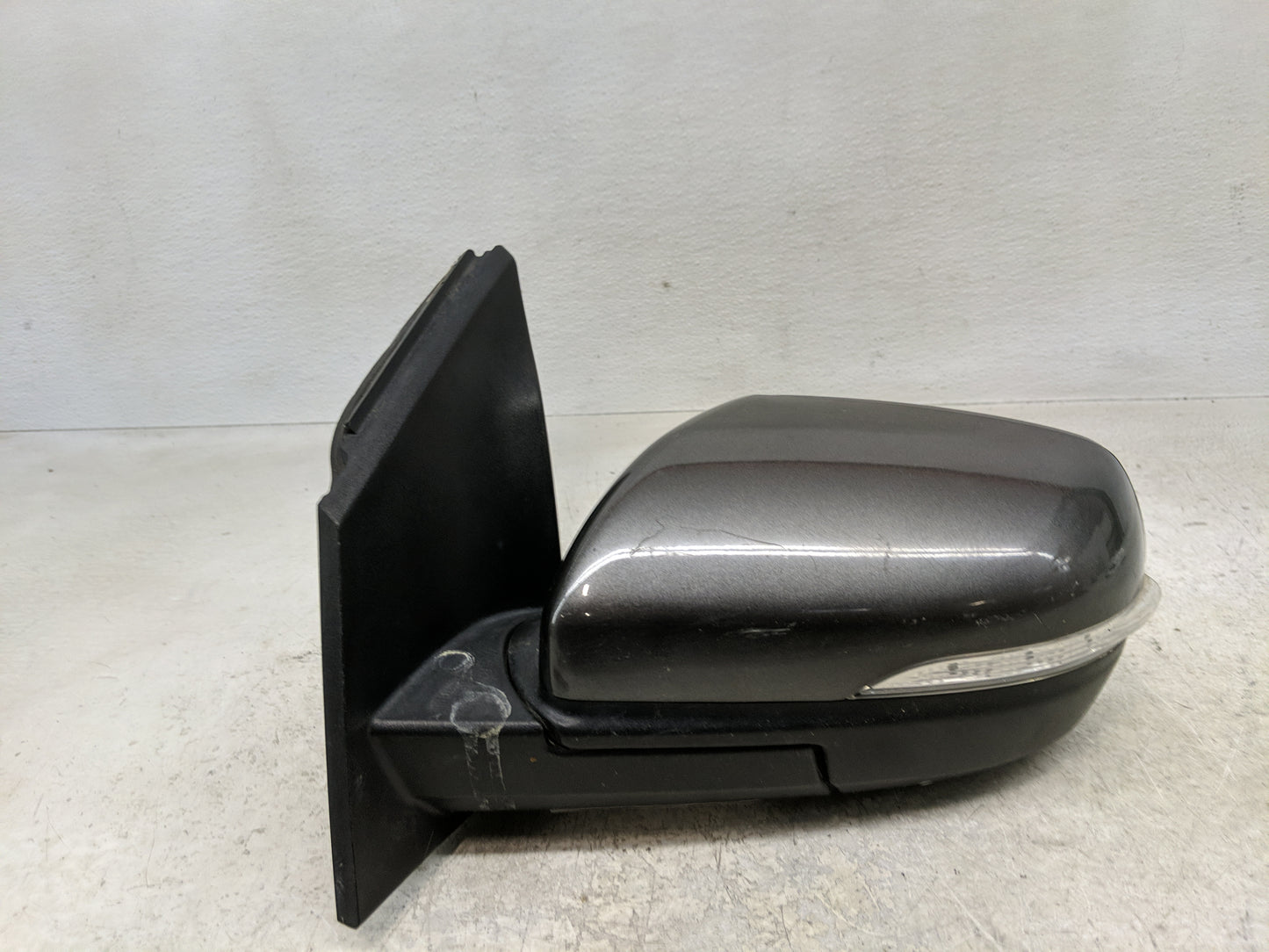 2015-2018 Ford Edge Driver Side View Mirror - Left Door Mirror OEM Used - Oemusedautoparts1.com