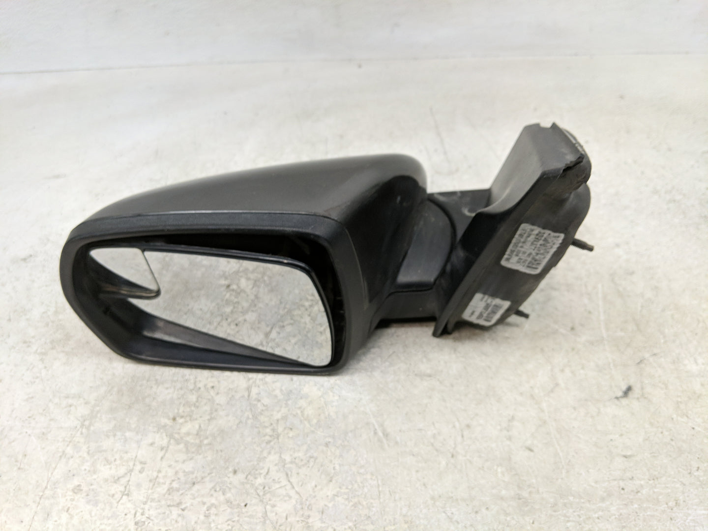 2015-2018 Ford Edge Driver Side View Mirror - Left Door Mirror OEM Used - Oemusedautoparts1.com