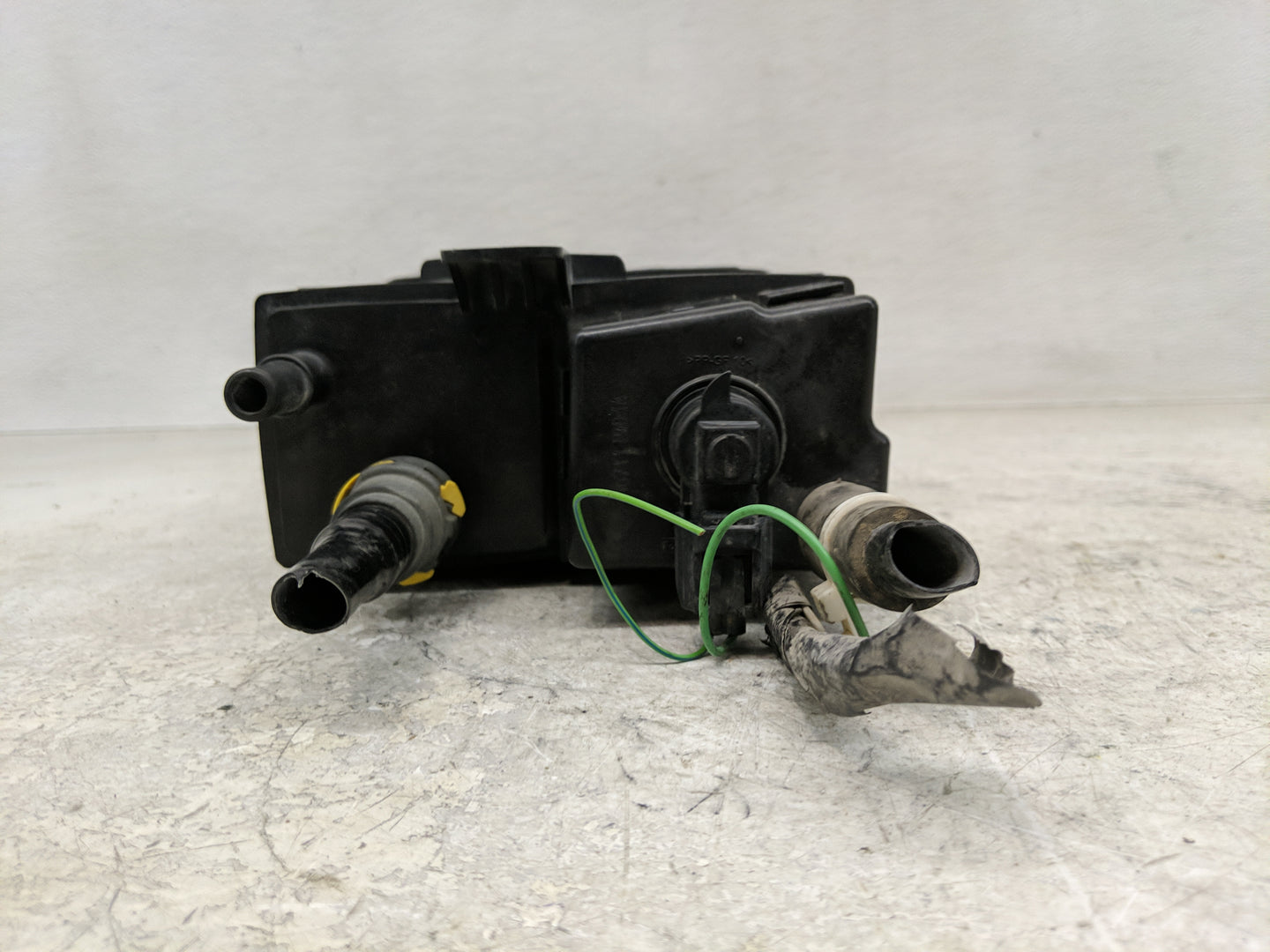 2018 Ford Edge Fuel Vapor Charcoal Canister - Oemusedautoparts1.com