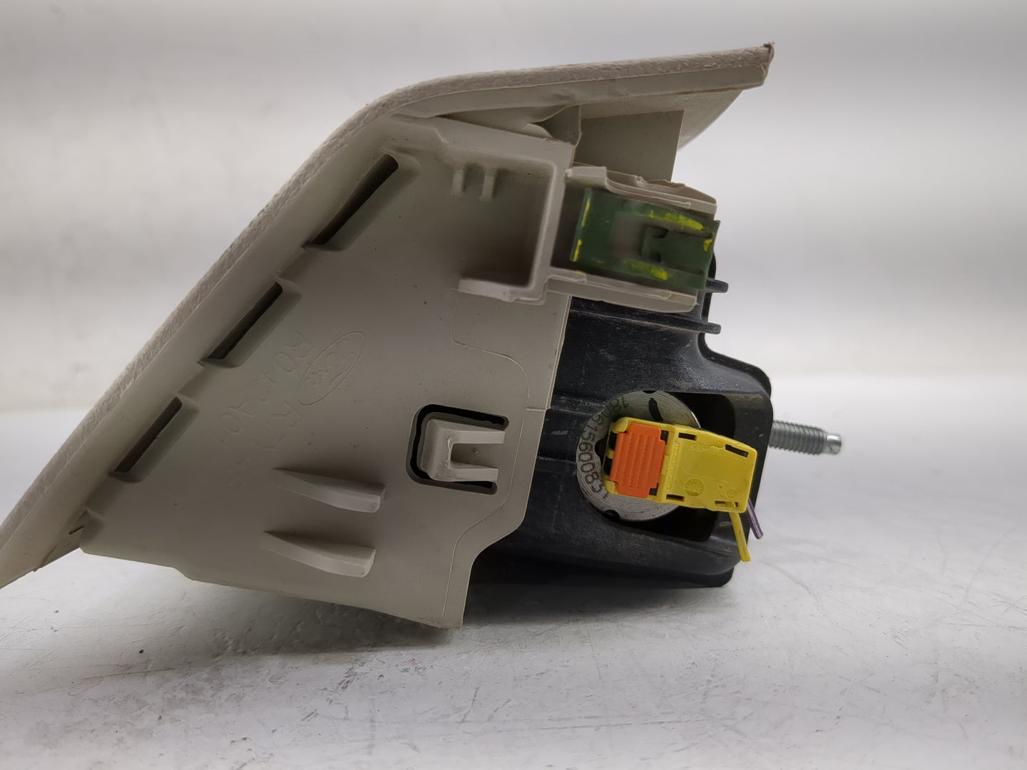2015-2020 Ford Edge Air Bag Driver Left Knee OEM P/N:FT4B-R042A01-AD Fits Fits 2015 2016 2017 2018 2019 2020 OEM Used Auto P