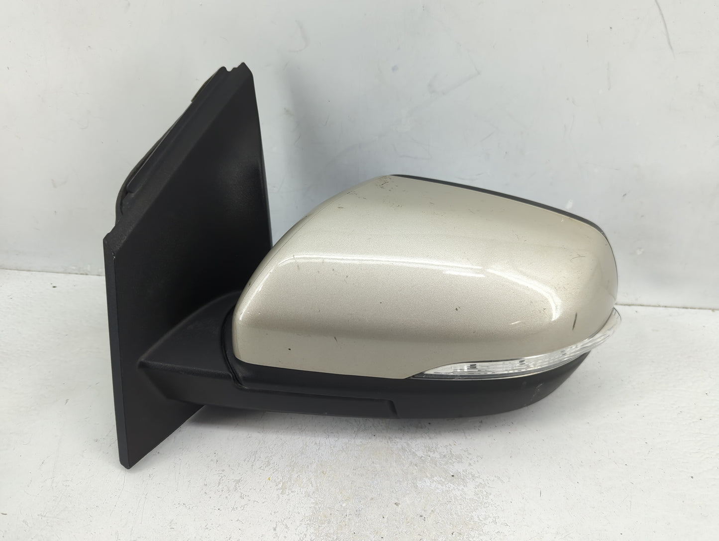 2015-2018 Ford Edge Driver Side View Mirror - Left Door Mirror OEM Used - Oemusedautoparts1.com