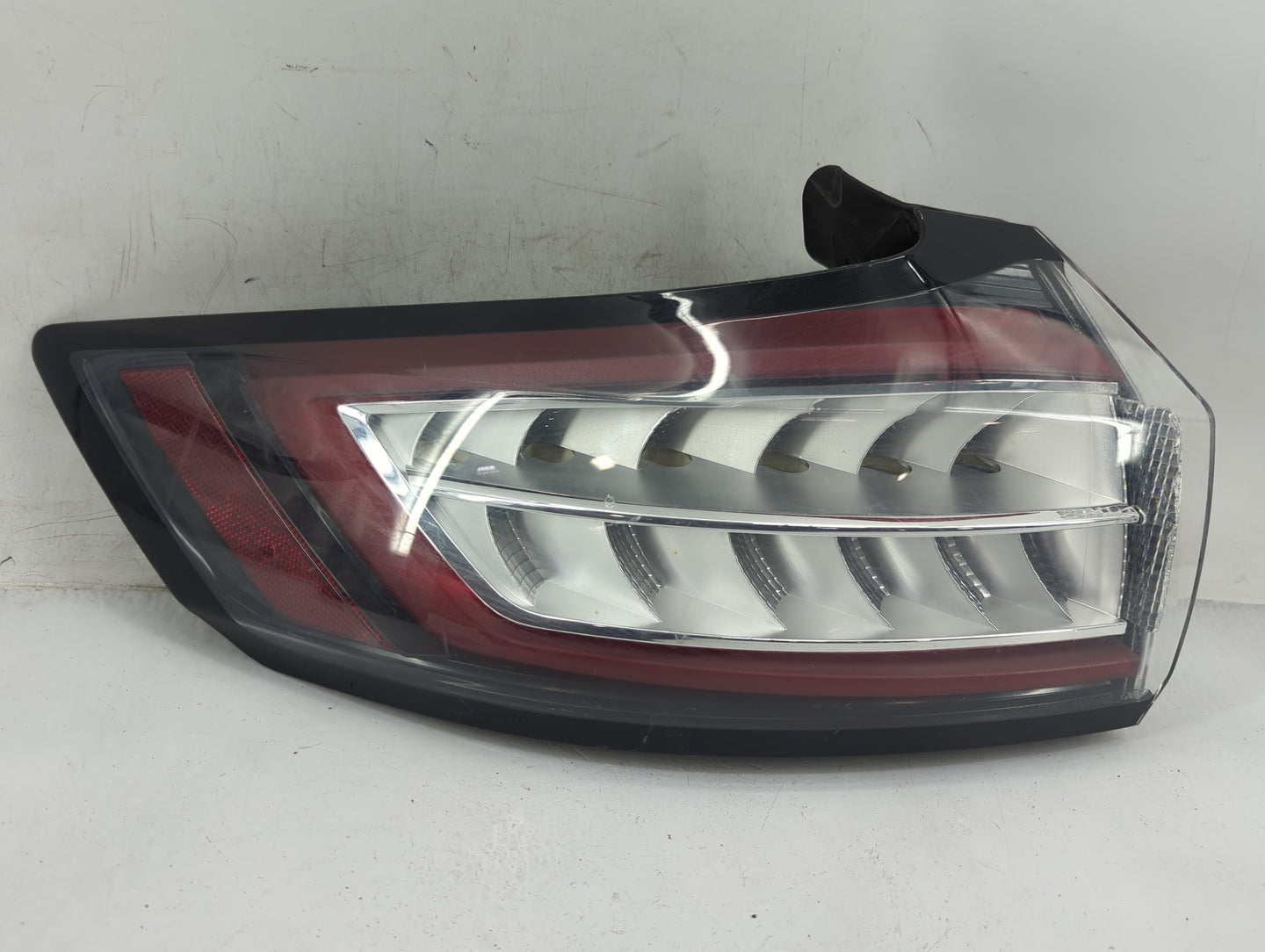 2015-2018 Ford Edge Tail Light Assembly Driver Left OEM P/N:FT4B 13405 BS Fits Fits 2015 2016 2017 2018 OEM Used Auto Parts 
