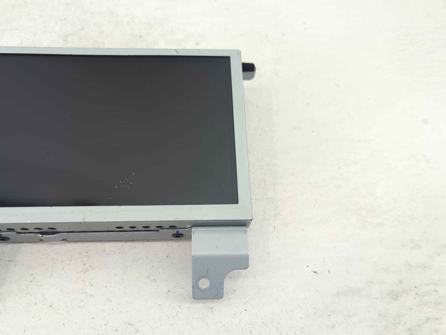 2016-2018 Ford Edge Information Display Screen - Oemusedautoparts1.com