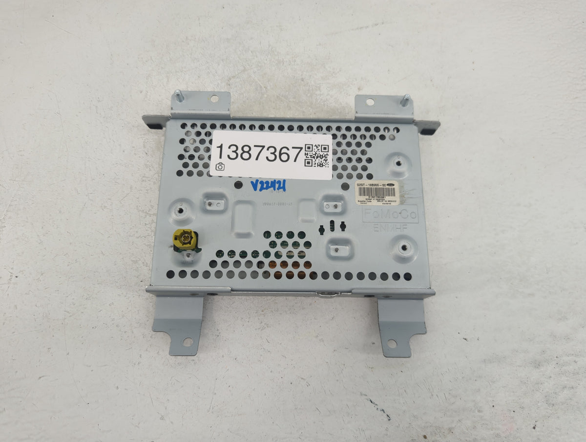 2016-2018 Ford Edge Information Radio Display Screen 1387367 - Oemusedautoparts1.com