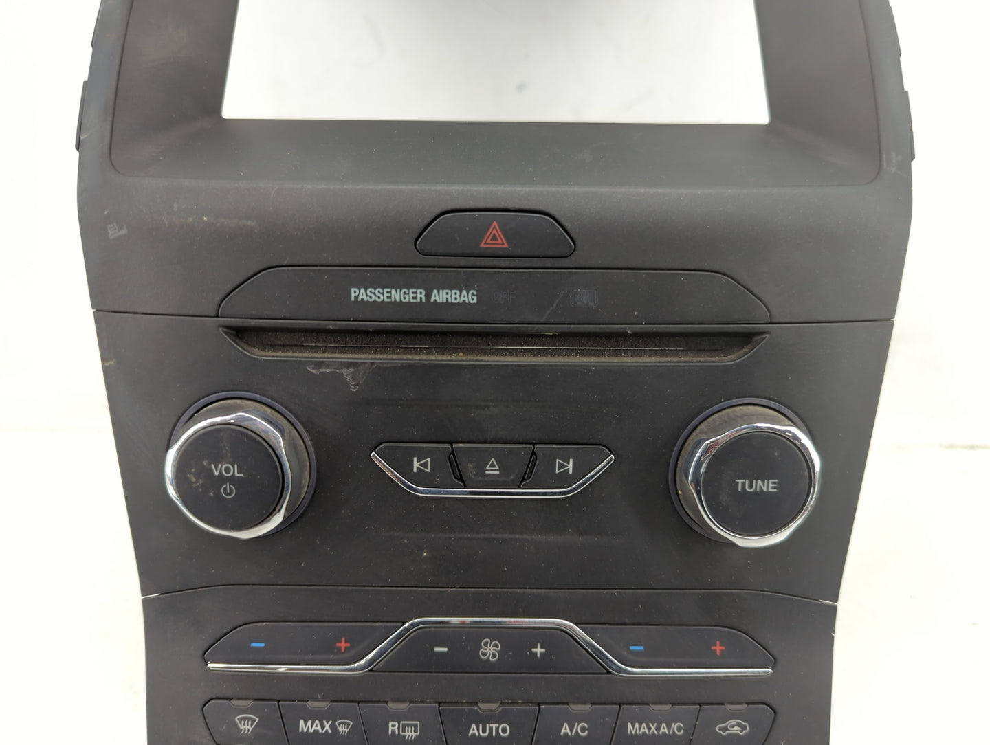 2015-2018 Ford Edge Radio AM FM Cd Player Receiver Replacement P/N:FT4T-18E245-BN Fits Fits 2015 2016 2017 2018 OEM Used Aut