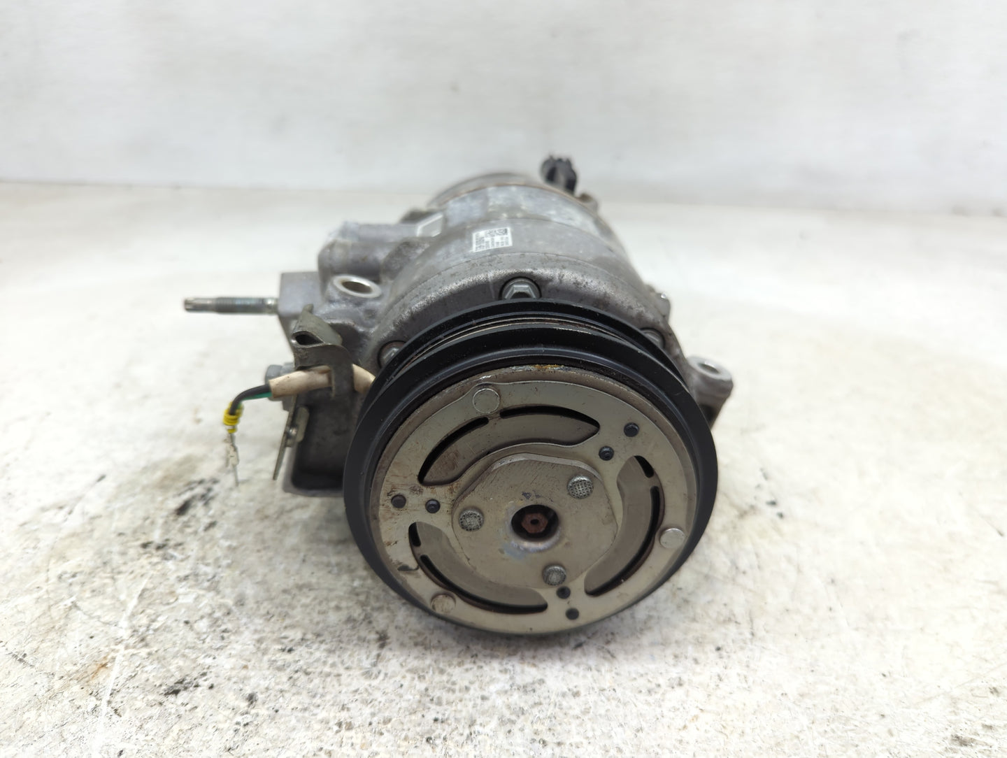 2015-2018 Ford Edge Air Conditioning A/c Ac Compressor Oem - Oemusedautoparts1.com